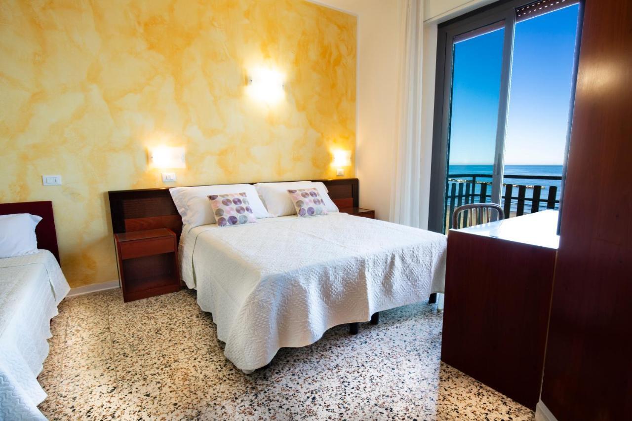 Hotel Villa Sole Resort Bellaria-Igea Marina Luaran gambar